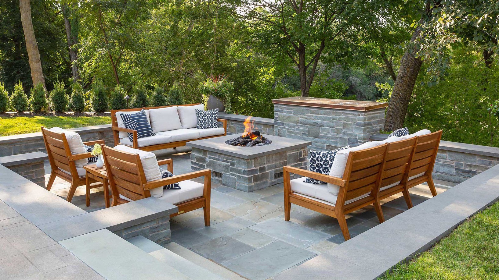 Creating the Perfect Outdoor Space: Landscaping Tips for Every Season
