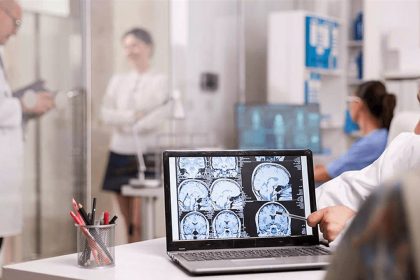 Revolutionizing Diagnostic Imaging: How Healthcare Technology is Transforming Patient Care