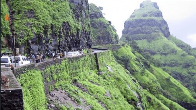 Why should you consider planning a trip to Karjat?