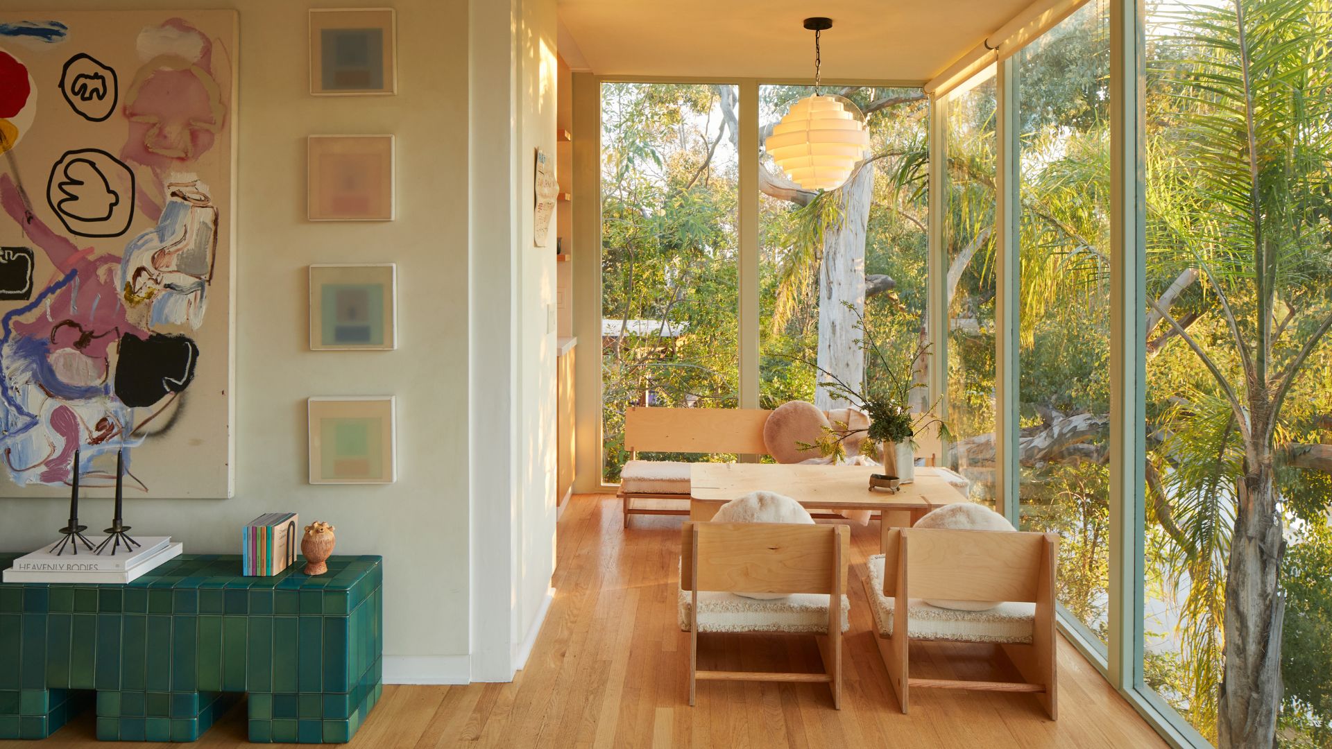 Why You Should Avoid Strong Scents In Shared Spaces