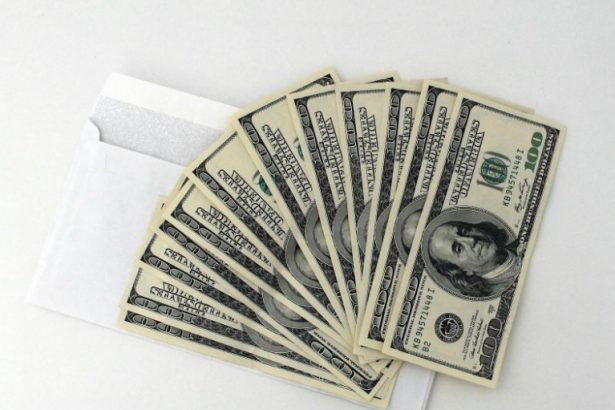 The Envelope Budget System: Old-School Method for Modern Spending Control